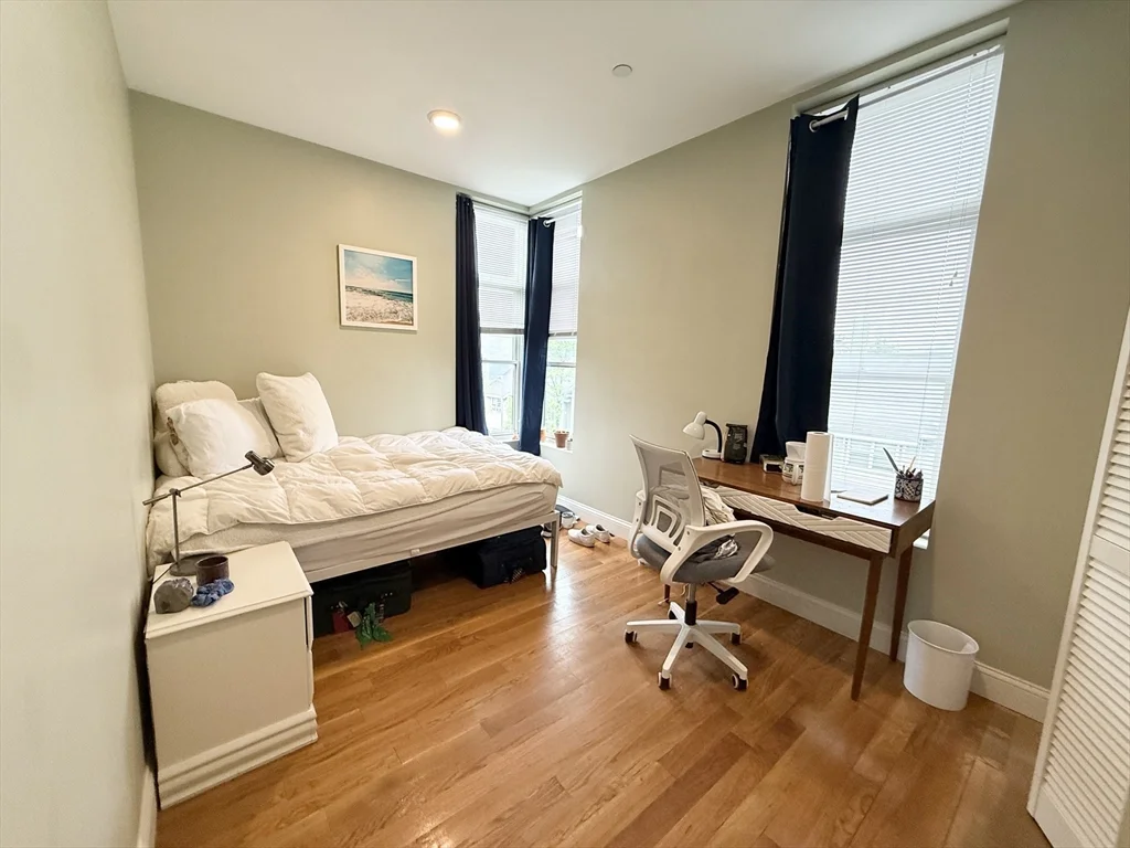 3 bed, 2 bath apartment for rent at 299 Dudley Unit 5, Roxbury — photo 5 of 8