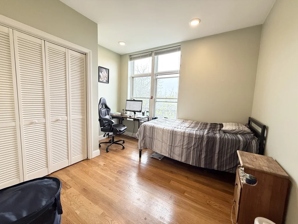 3 bed, 2 bath apartment for rent at 299 Dudley Unit 7, Roxbury — photo 4 of 8
