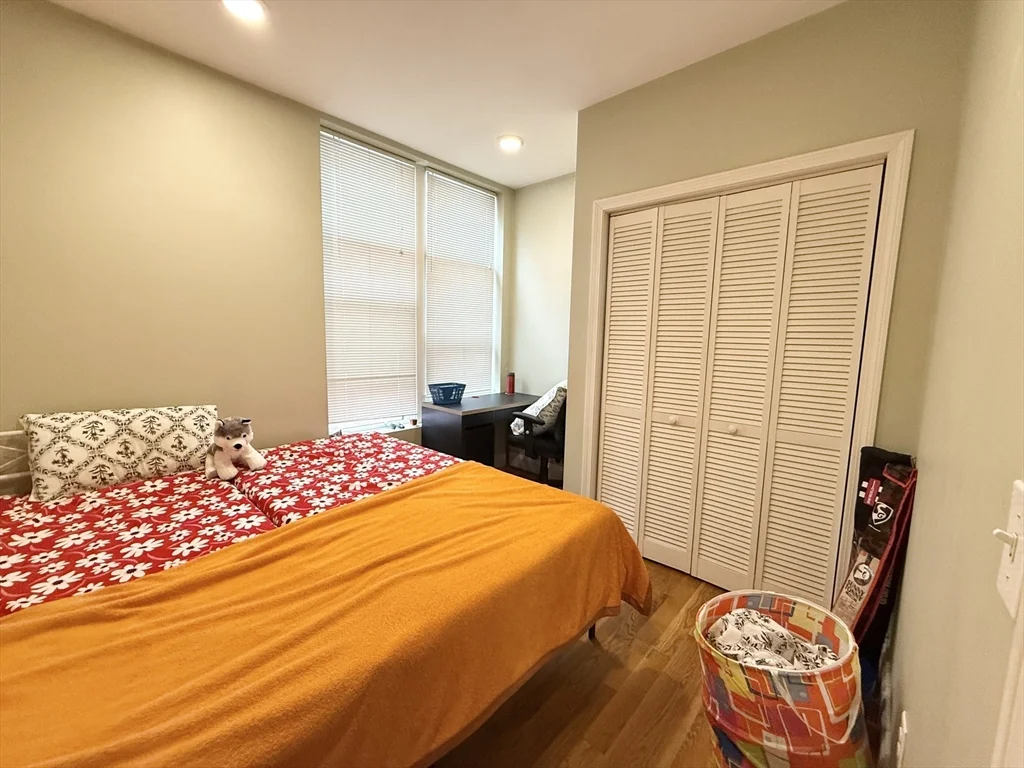 3 bed, 2 bath apartment for rent at 299 Dudley Unit 8, Roxbury — photo 6 of 9