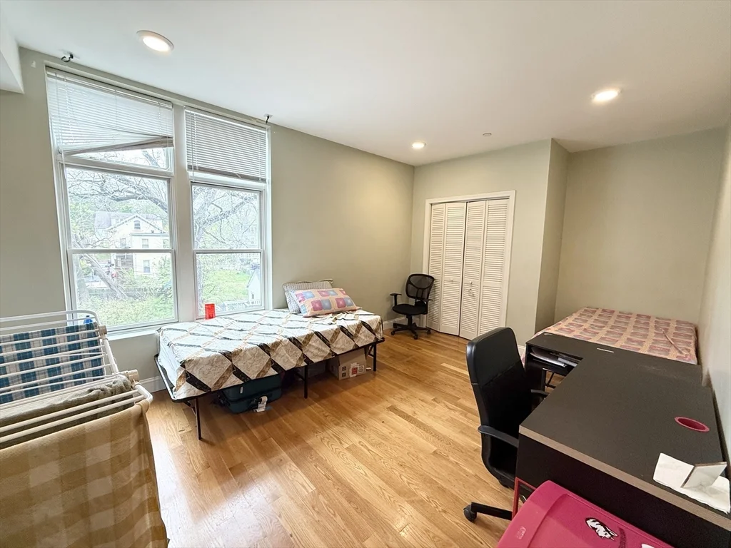3 bed, 2 bath apartment for rent at 299 Dudley Unit 8, Roxbury — photo 7 of 9