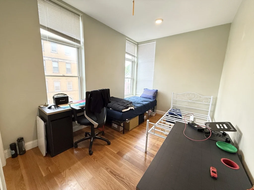 3 bed, 2 bath apartment for rent at 299 Dudley Unit 8, Roxbury — photo 4 of 9