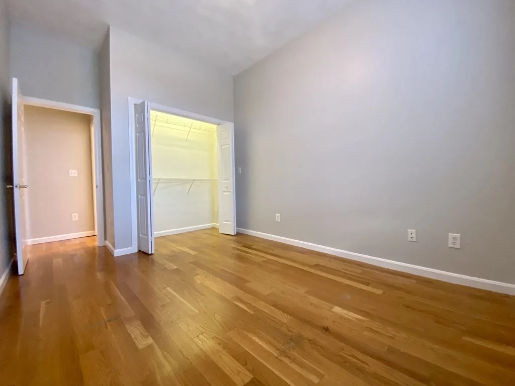 2 bed, 1 bath apartment for rent at 299 Main St Unit 1, Lindenwood — photo 16 of 21