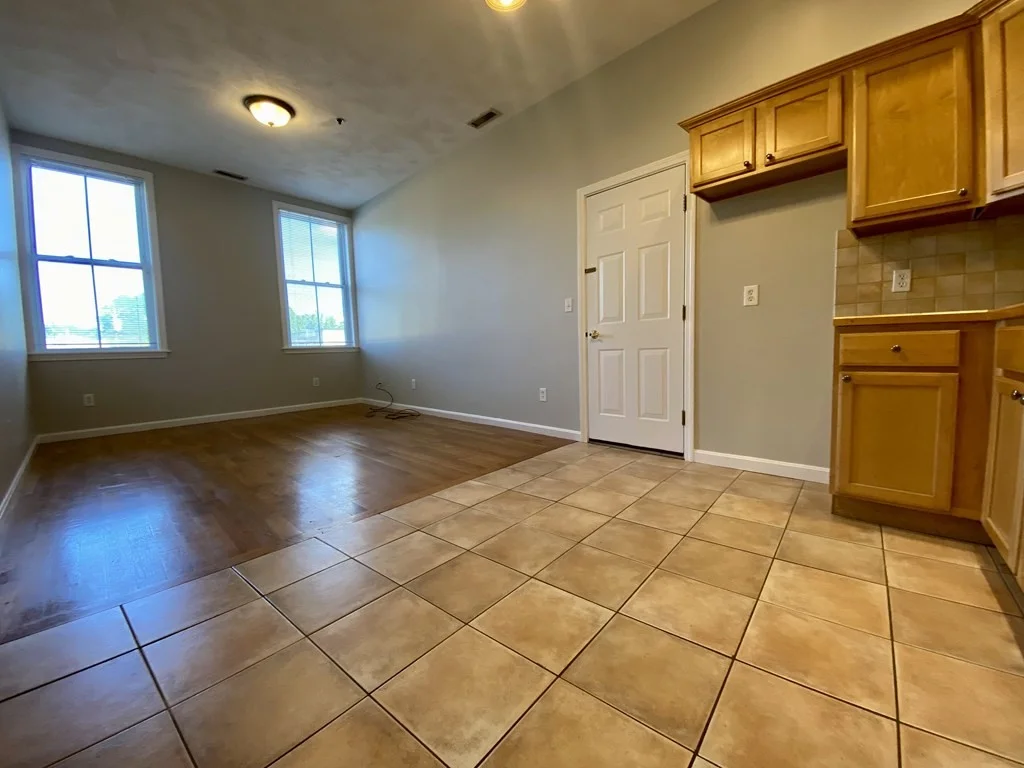 2 bed, 1 bath apartment for rent at 299 Main St Unit 1, Lindenwood — photo 7 of 21