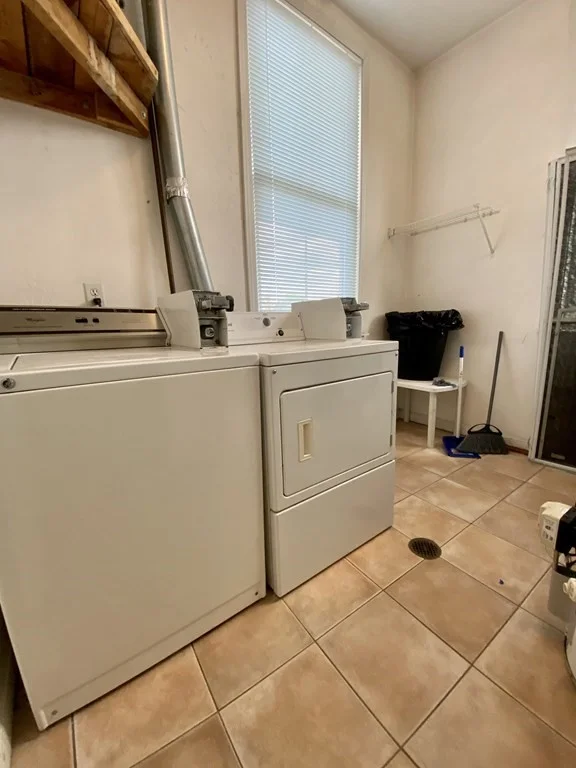 2 bed, 1 bath apartment for rent at 299 Main St Unit 1, Lindenwood — photo 18 of 21