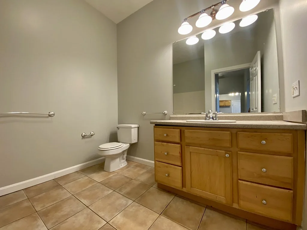 2 bed, 1 bath apartment for rent at 299 Main St Unit 1, Lindenwood — photo 15 of 21