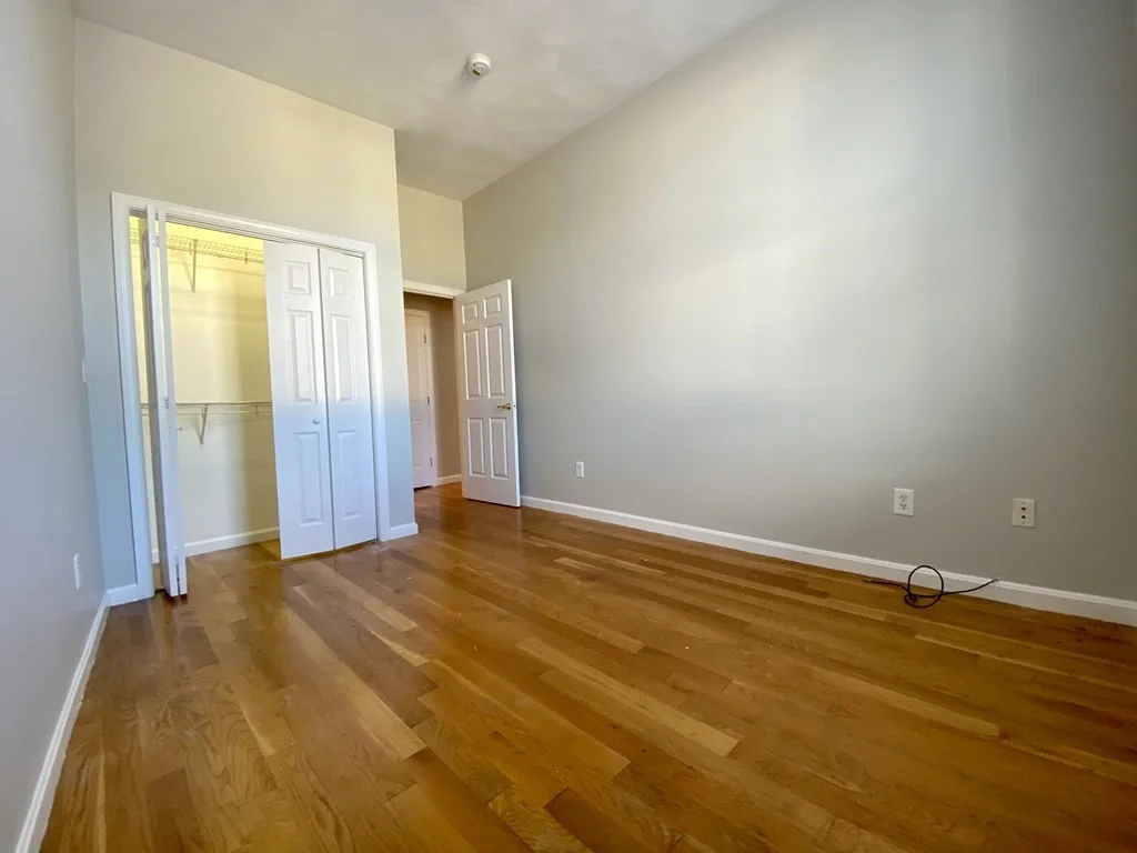 2 bed, 1 bath apartment for rent at 299 Main St Unit 1, Lindenwood — photo 10 of 21