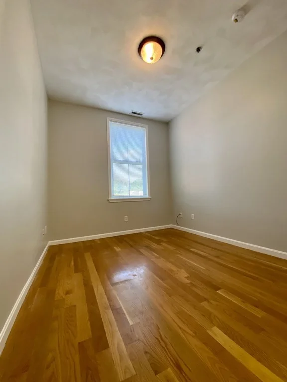 2 bed, 1 bath apartment for rent at 299 Main St Unit 1, Lindenwood — photo 19 of 21