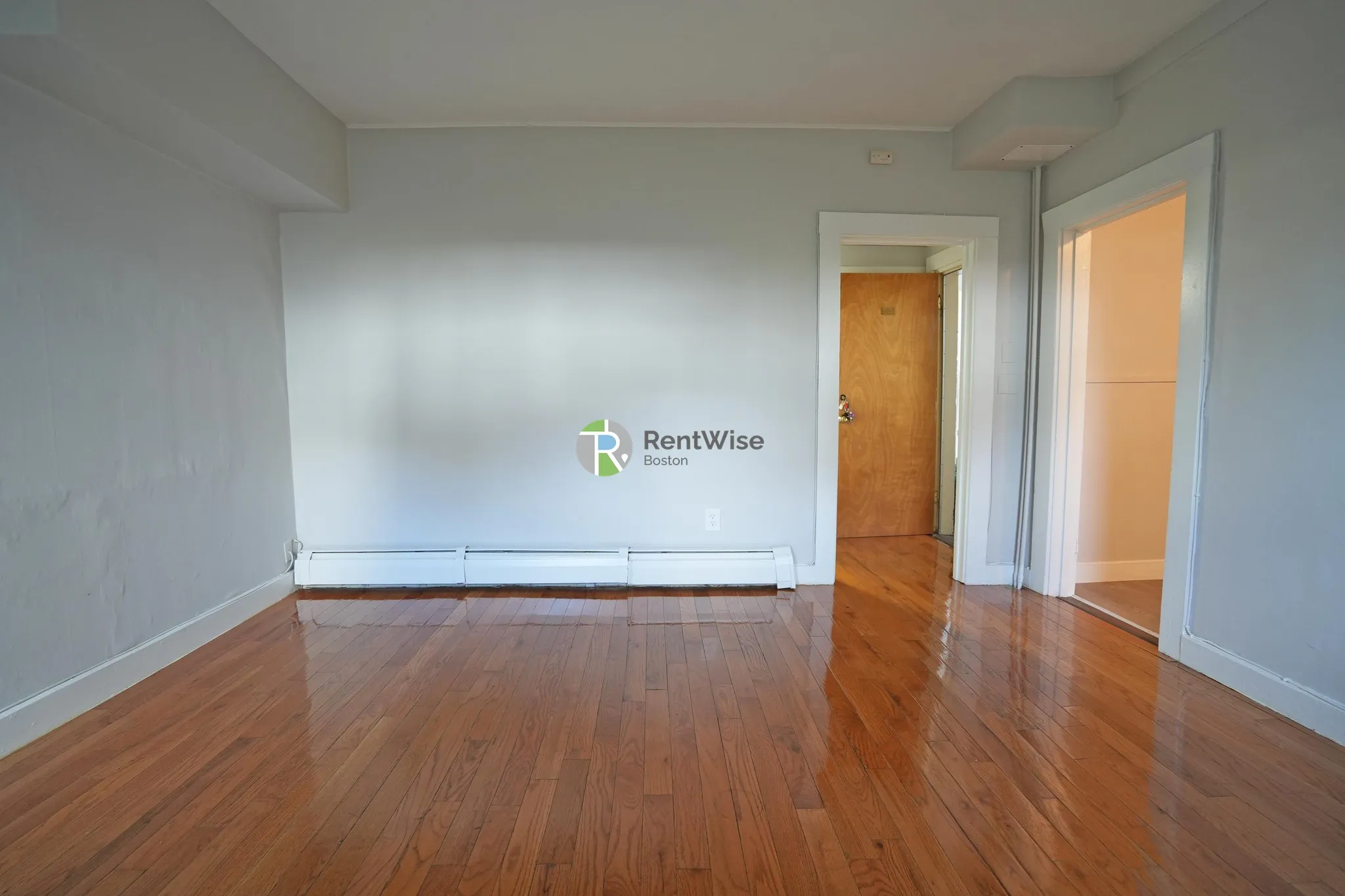 1 bed, 1 bath apartment for rent at 299 Nahant Rd Unit 1, Nahant — photo 3 of 22