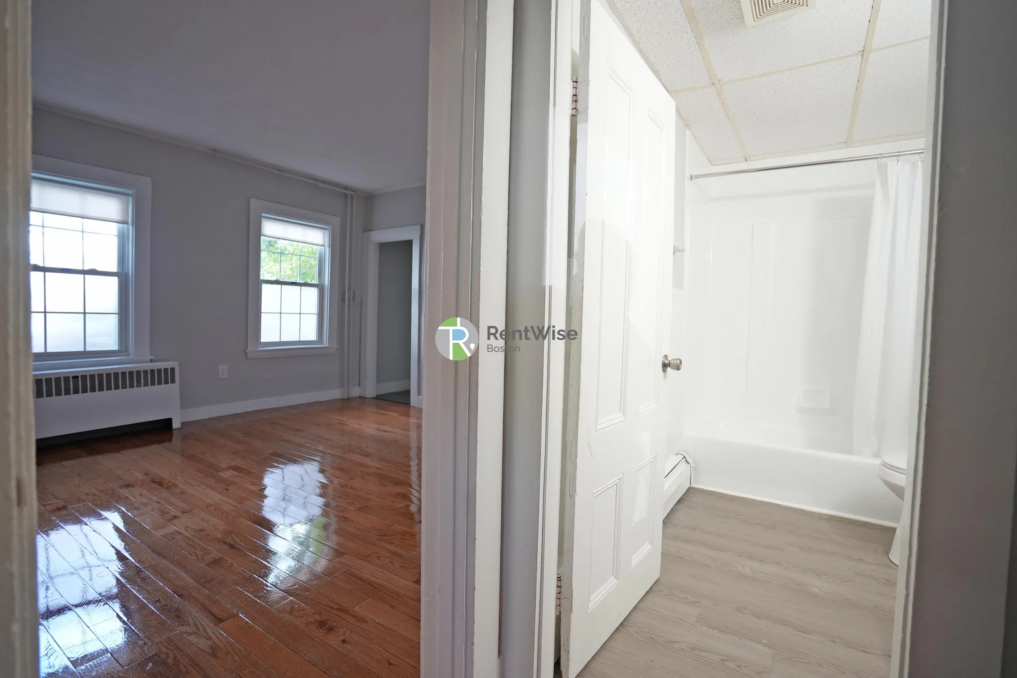 1 bed, 1 bath apartment for rent at 299 Nahant Rd Unit 1, Nahant — photo 1 of 22