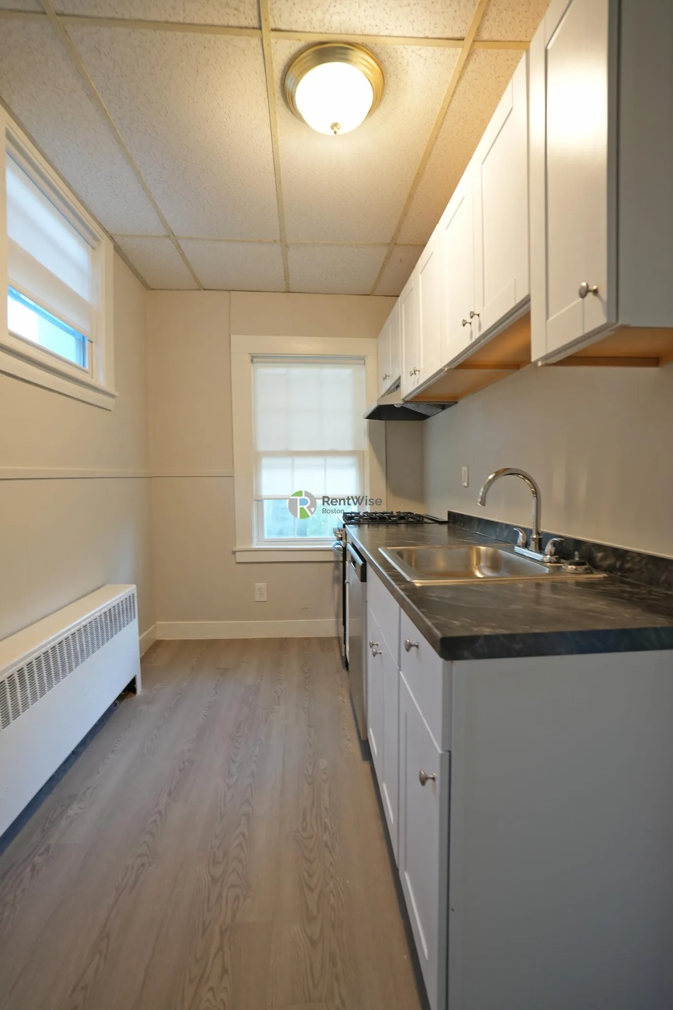 1 bed, 1 bath apartment for rent at 299 Nahant Rd Unit 1, Nahant — photo 5 of 22