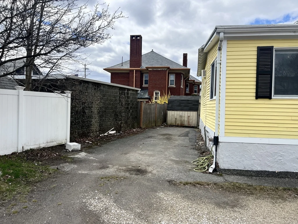2 bed, 1 bath apartment for rent at 29R Cutler Unit 1, Winthrop — photo 20 of 20