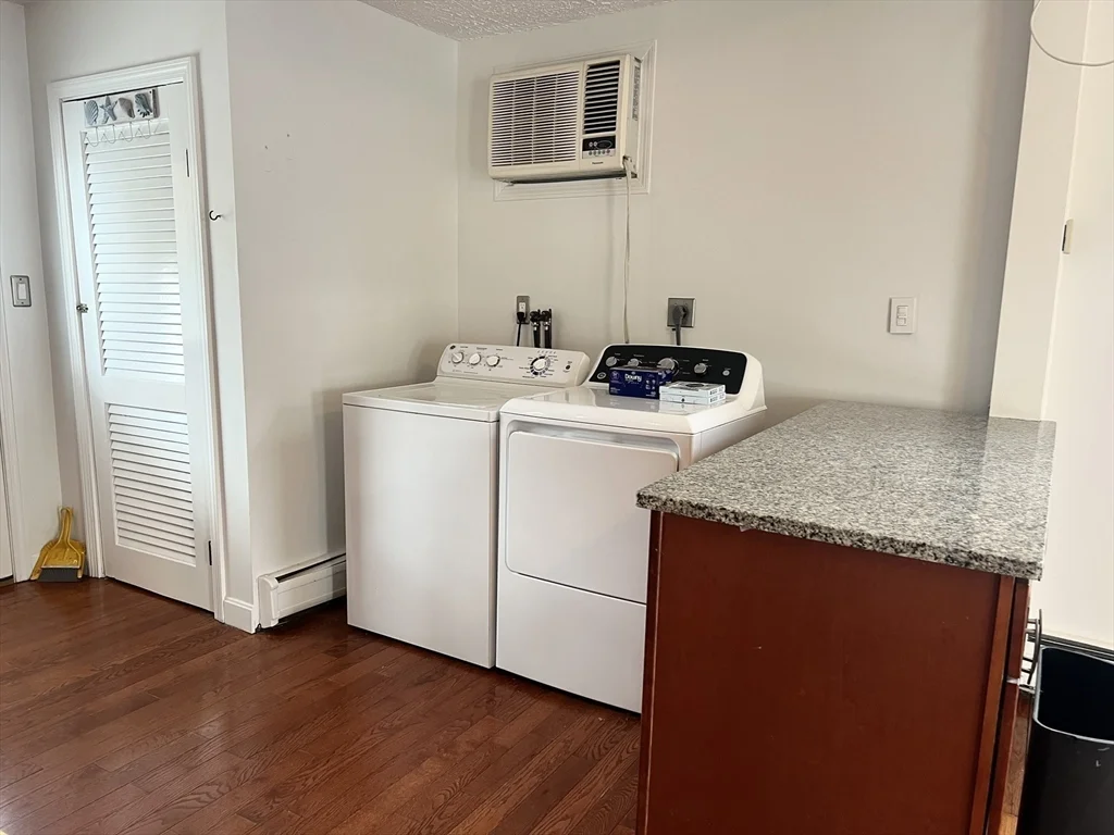 2 bed, 1 bath apartment for rent at 29R Cutler Unit 1, Winthrop — photo 10 of 20