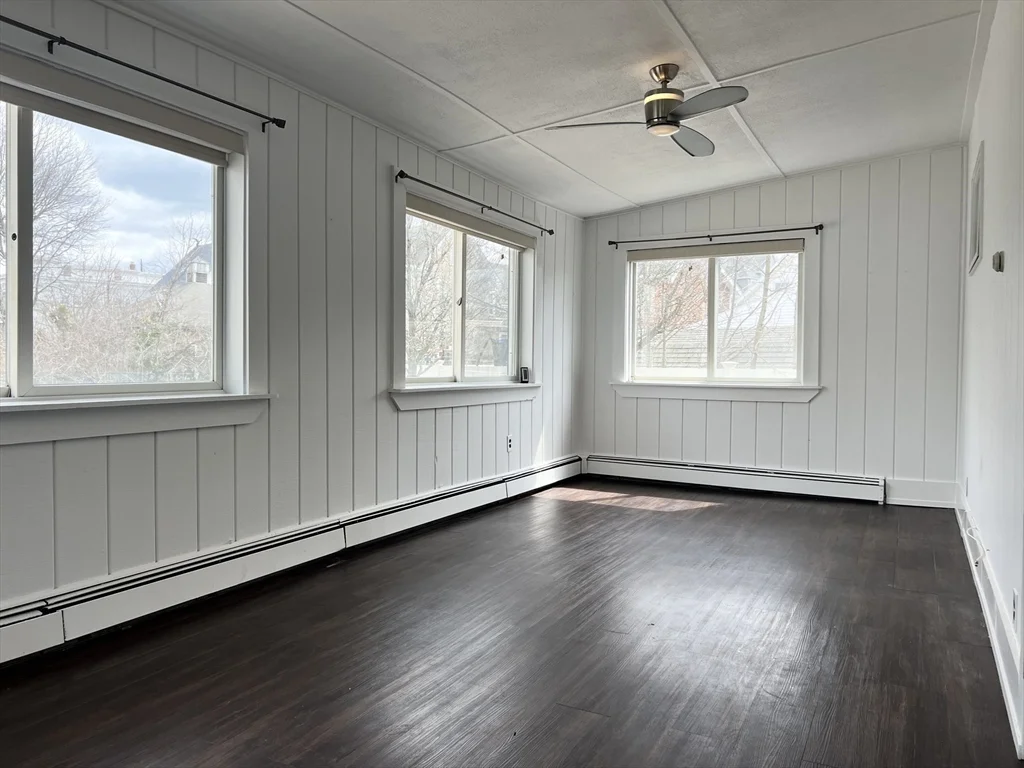 2 bed, 1 bath apartment for rent at 29R Cutler Unit 1, Winthrop — photo 4 of 20