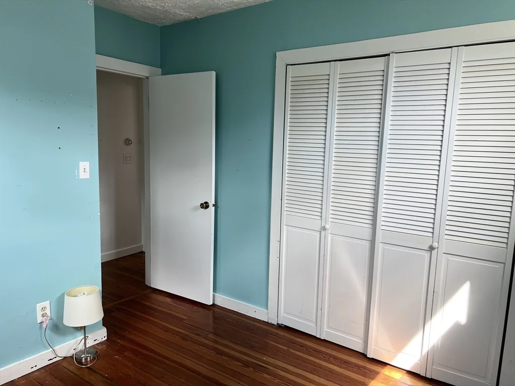2 bed, 1 bath apartment for rent at 29R Cutler Unit 1, Winthrop — photo 18 of 20