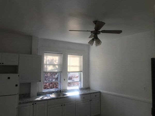 1 bed, 1 bath apartment for rent at 29R Tremont Unit 2, Cambridgeport — photo 3 of 26