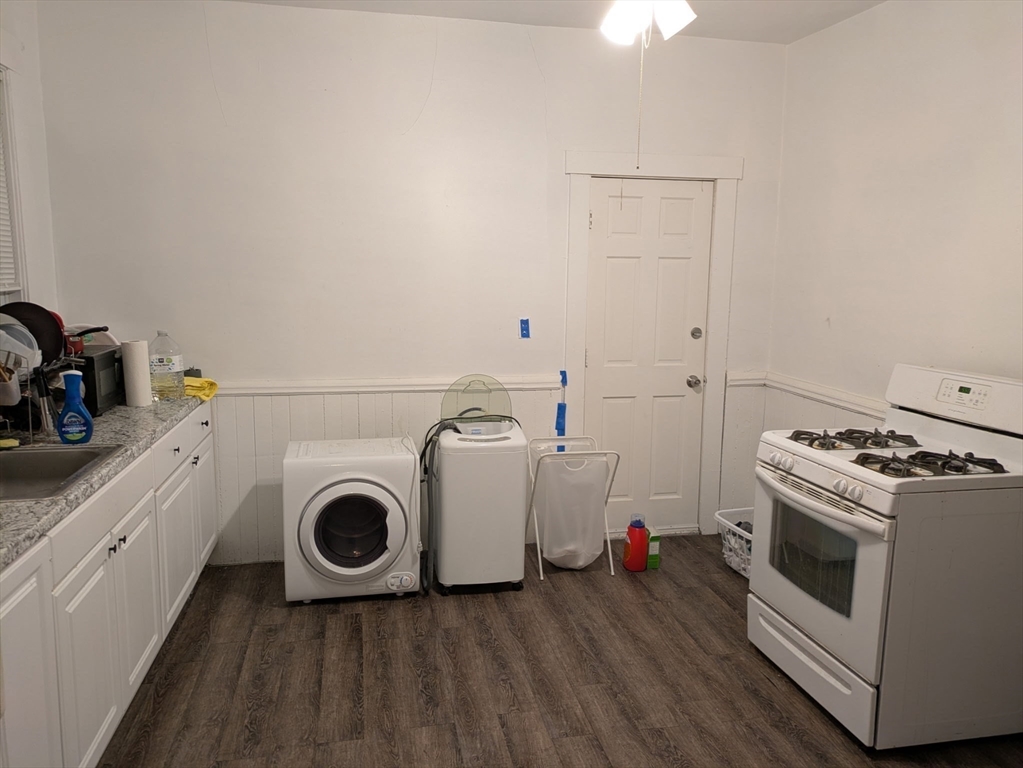 1 bed, 1 bath apartment for rent at 29R Tremont Unit 2, Cambridgeport — photo 2 of 26