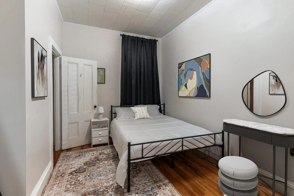 2 bed, 1 bath apartment for rent at 2A Sherman St Unit 1, Neighborhood Nine — photo 4 of 17