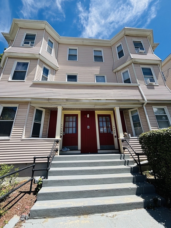 2 bed, 1 bath apartment for rent at 2A Sherman St Unit 1, Neighborhood Nine — photo 15 of 17
