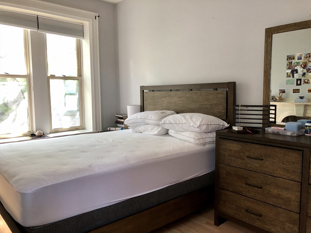 2 bed, 1 bath apartment for rent at 2A Wellington St Unit 5, South End — photo 7 of 17