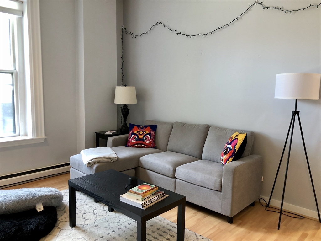 2 bed, 1 bath apartment for rent at 2A Wellington St Unit 5, South End — photo 1 of 17