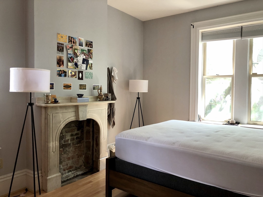 2 bed, 1 bath apartment for rent at 2A Wellington St Unit 5, South End — photo 9 of 17