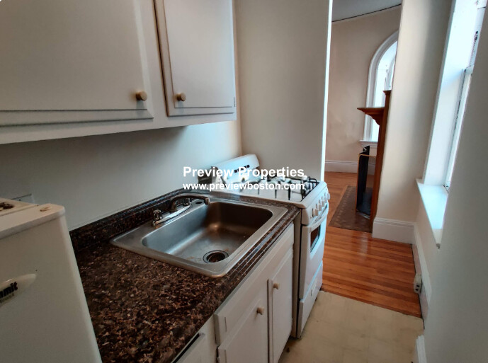 1 bed, 1 bath apartment for rent at 2W Ware St Unit 109P, Mid Cambridge — photo 6 of 11