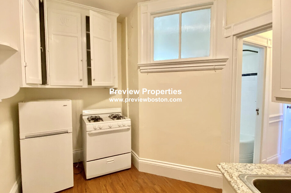 1 bed, 1 bath apartment for rent at 2W Ware St Unit 311P, Mid Cambridge — photo 7 of 11