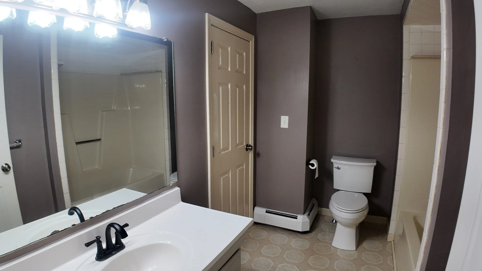 2 bed, 1 bath apartment for rent at 3-2 Tuck Farm Rd Unit 2, Auburn — photo 9 of 14
