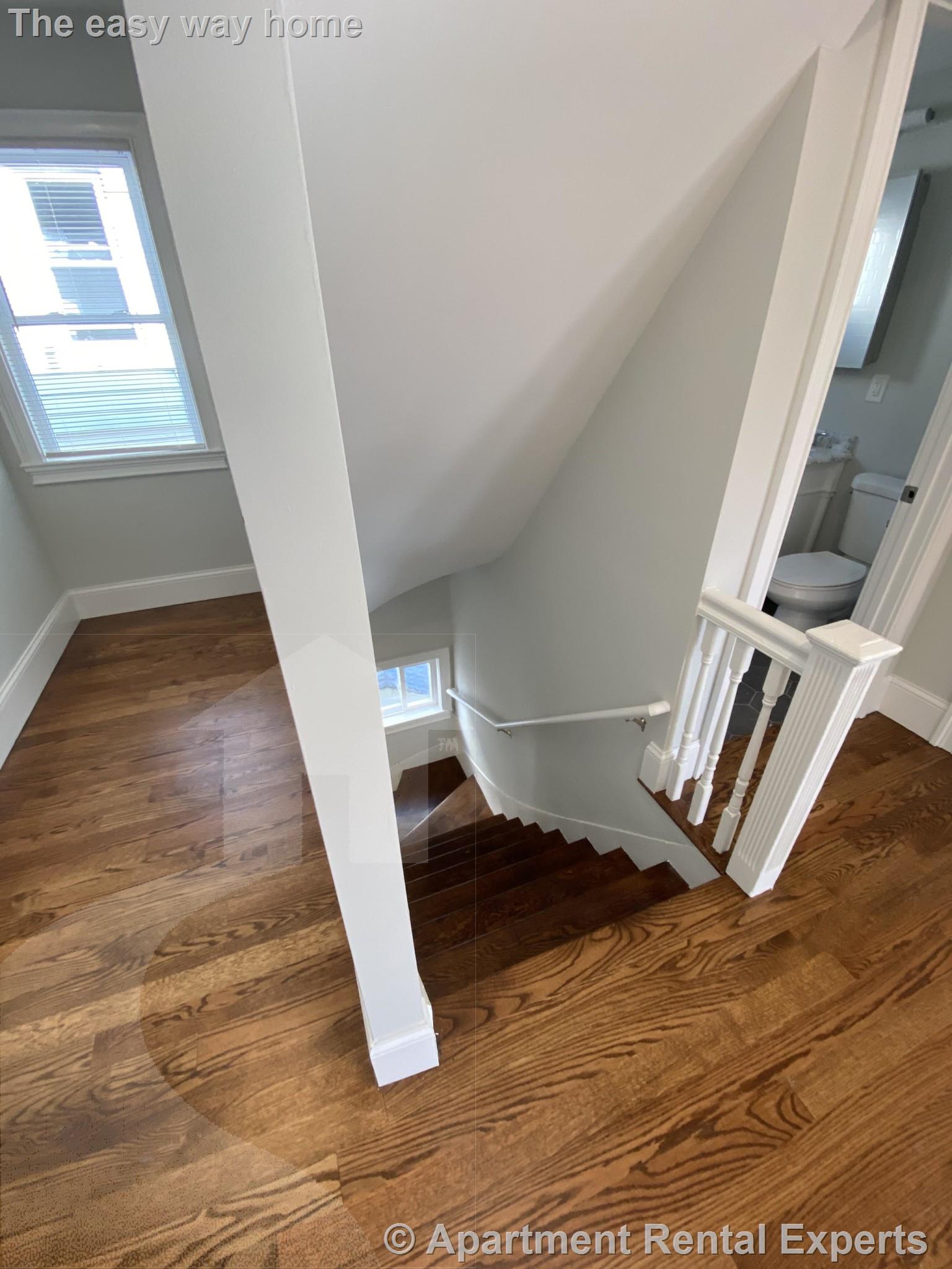 6 bed, 4+ bath apartment for rent at 3 Hamilton Rd Unit 2, Teele Square — photo 24 of 30
