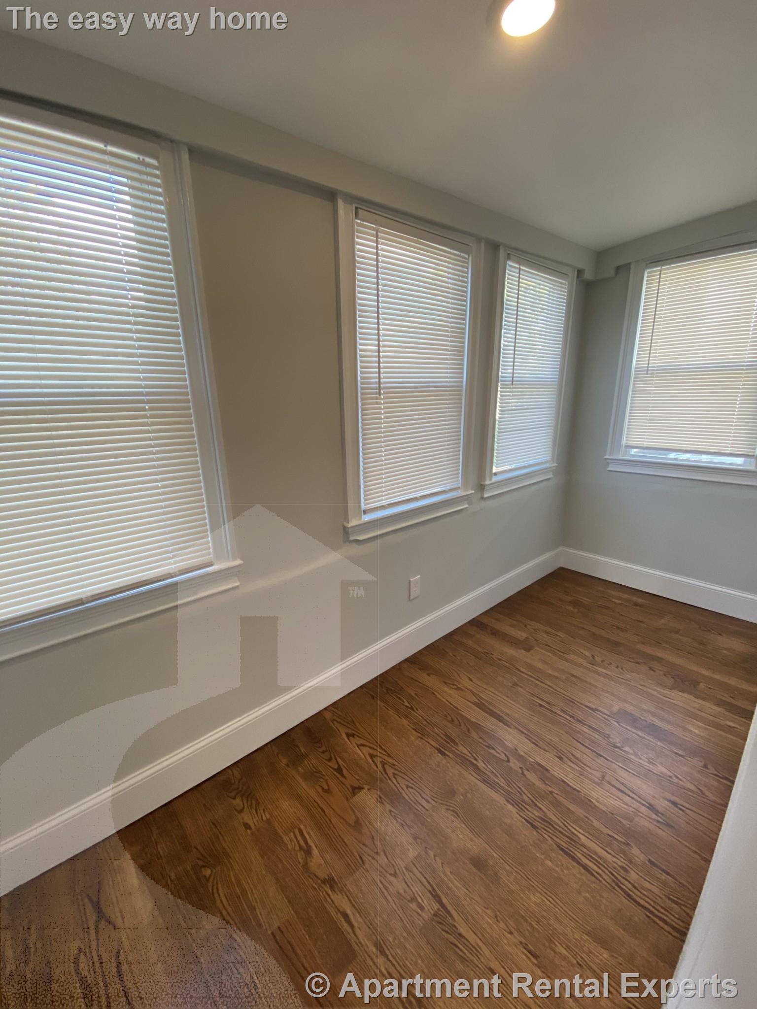 6 bed, 4+ bath apartment for rent at 3 Hamilton Rd Unit 2, Teele Square — photo 28 of 30