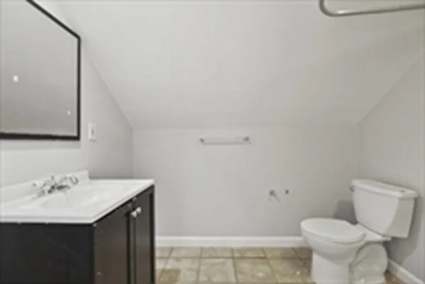 5 bed, 3 bath apartment for rent at 3-5 Quincy St Unit 3, Arlington — photo 12 of 15