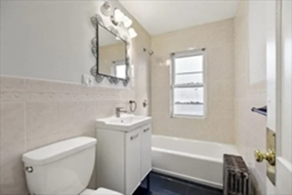 5 bed, 3 bath apartment for rent at 3-5 Quincy St Unit 3, Arlington — photo 7 of 15