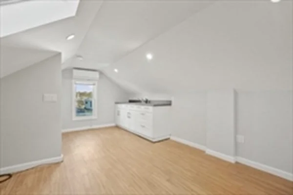 5 bed, 3 bath apartment for rent at 3-5 Quincy St Unit 3, Arlington — photo 11 of 15