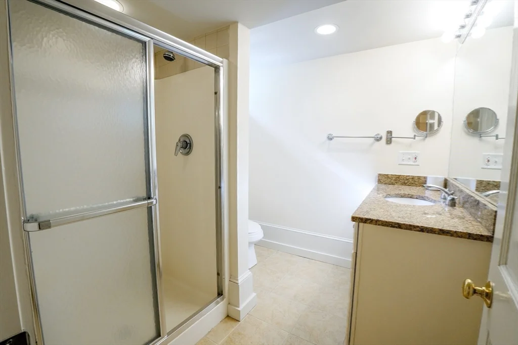 2 bed, 3 bath apartment for rent at 3 A Allen St Unit 3 A, Natick — photo 21 of 26