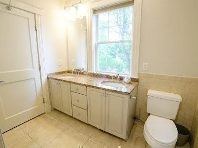 2 bed, 3 bath apartment for rent at 3 A Allen St Unit 3 A, Natick — photo 22 of 28