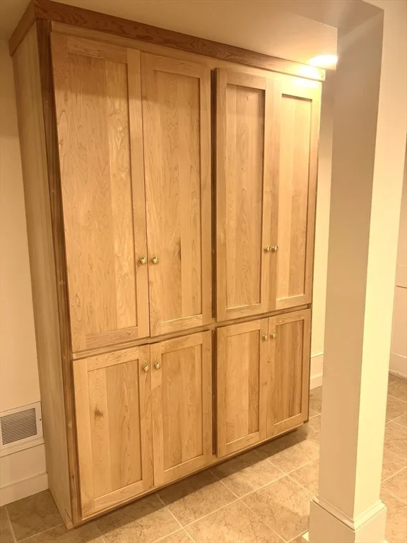 2 bed, 3 bath apartment for rent at 3 A Allen St Unit 3 A, Natick — photo 24 of 28