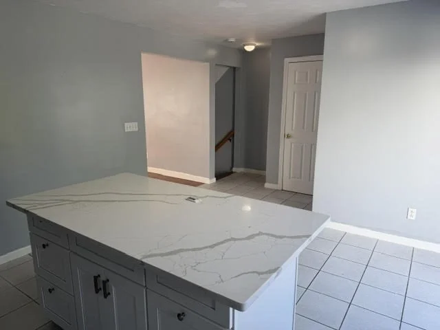 3 bed, 1 bath apartment for rent at 3-A Friedel St Unit 0, Columbus Park — photo 10 of 39