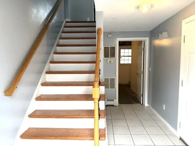 3 bed, 1 bath apartment for rent at 3-A Friedel St Unit 0, Columbus Park — photo 29 of 39