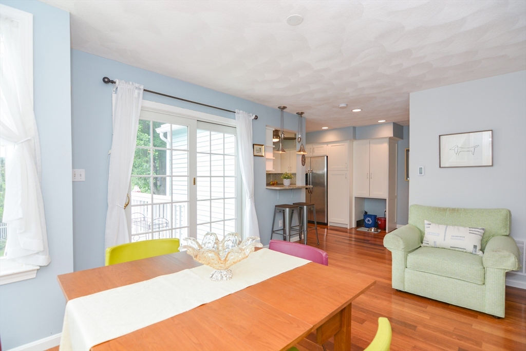 3 bed, 3 bath apartment for rent at 3 Abbot Ct Unit 0, Marblehead — photo 8 of 34