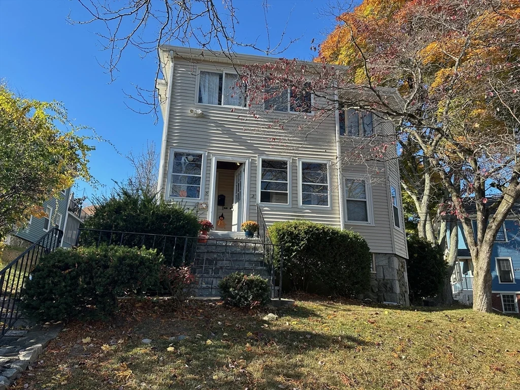 2 bed, 1 bath apartment for rent at 3 Acton St Unit 1, Arlington Heights