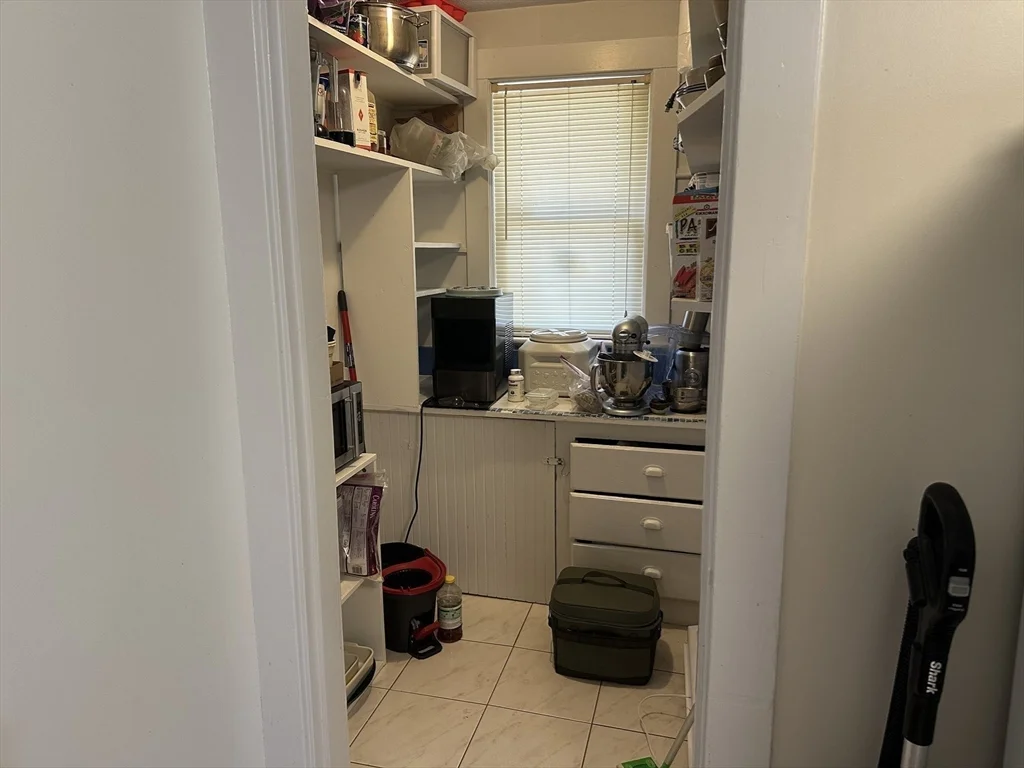 2 bed, 1 bath apartment for rent at 3 Acton St Unit 1, Arlington Heights — photo 8 of 17