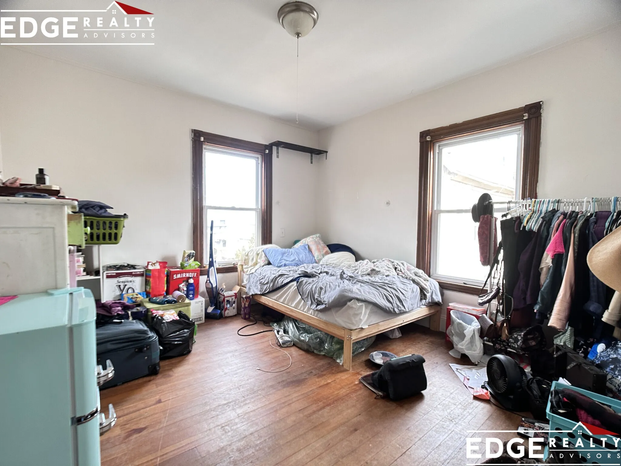 6 bed, 2 bath apartment for rent at 3 Alcott St Unit N/A, Allston — photo 9 of 12
