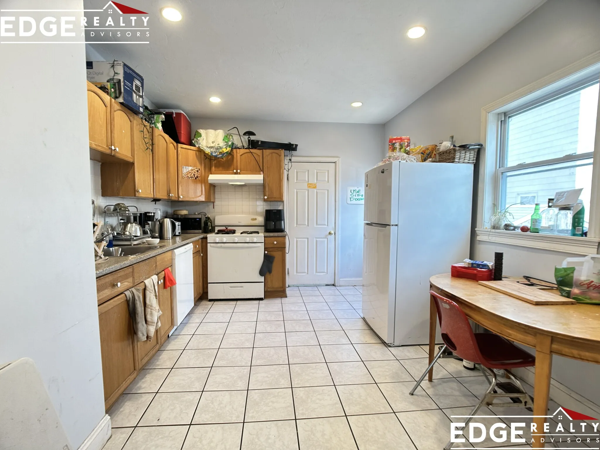 6 bed, 2 bath apartment for rent at 3 Alcott St Unit N/A, Allston — photo 2 of 12