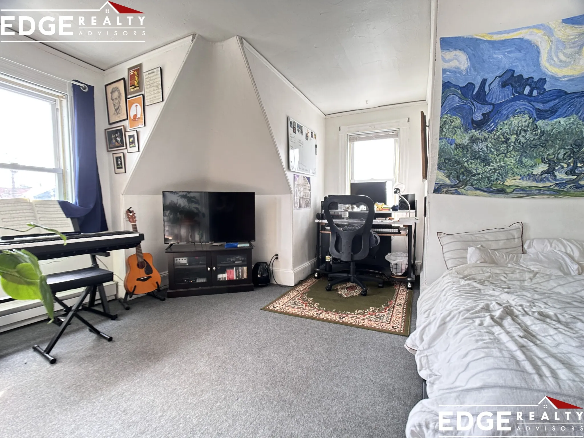 6 bed, 2 bath apartment for rent at 3 Alcott St Unit N/A, Allston — photo 11 of 12