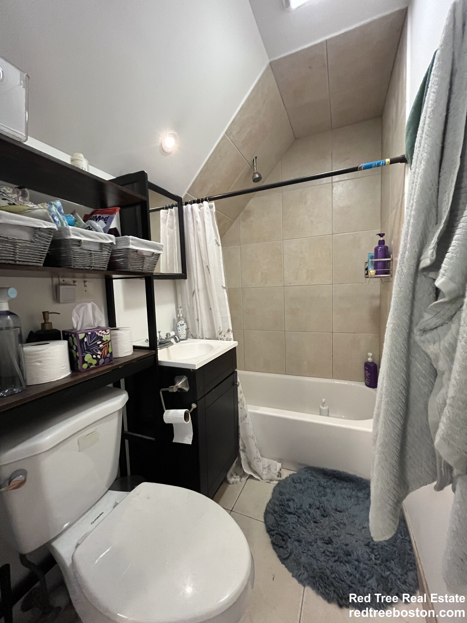 1.5 bed, 1 bath apartment for rent at 3 Aldie St Unit 3A, Allston — photo 3 of 8