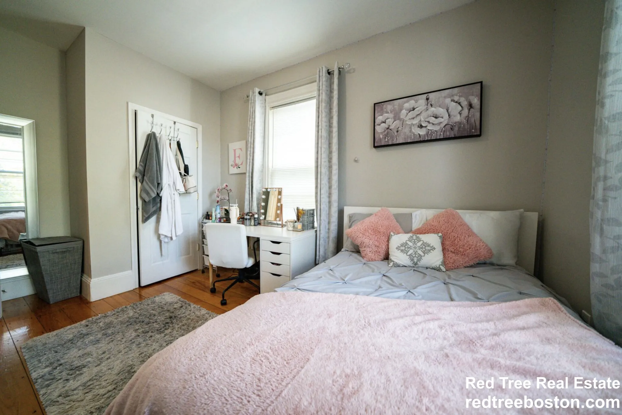 4 bed, 1.5 bath apartment for rent at 3 Alleghany St Unit 2, Mission Hill — photo 15 of 17