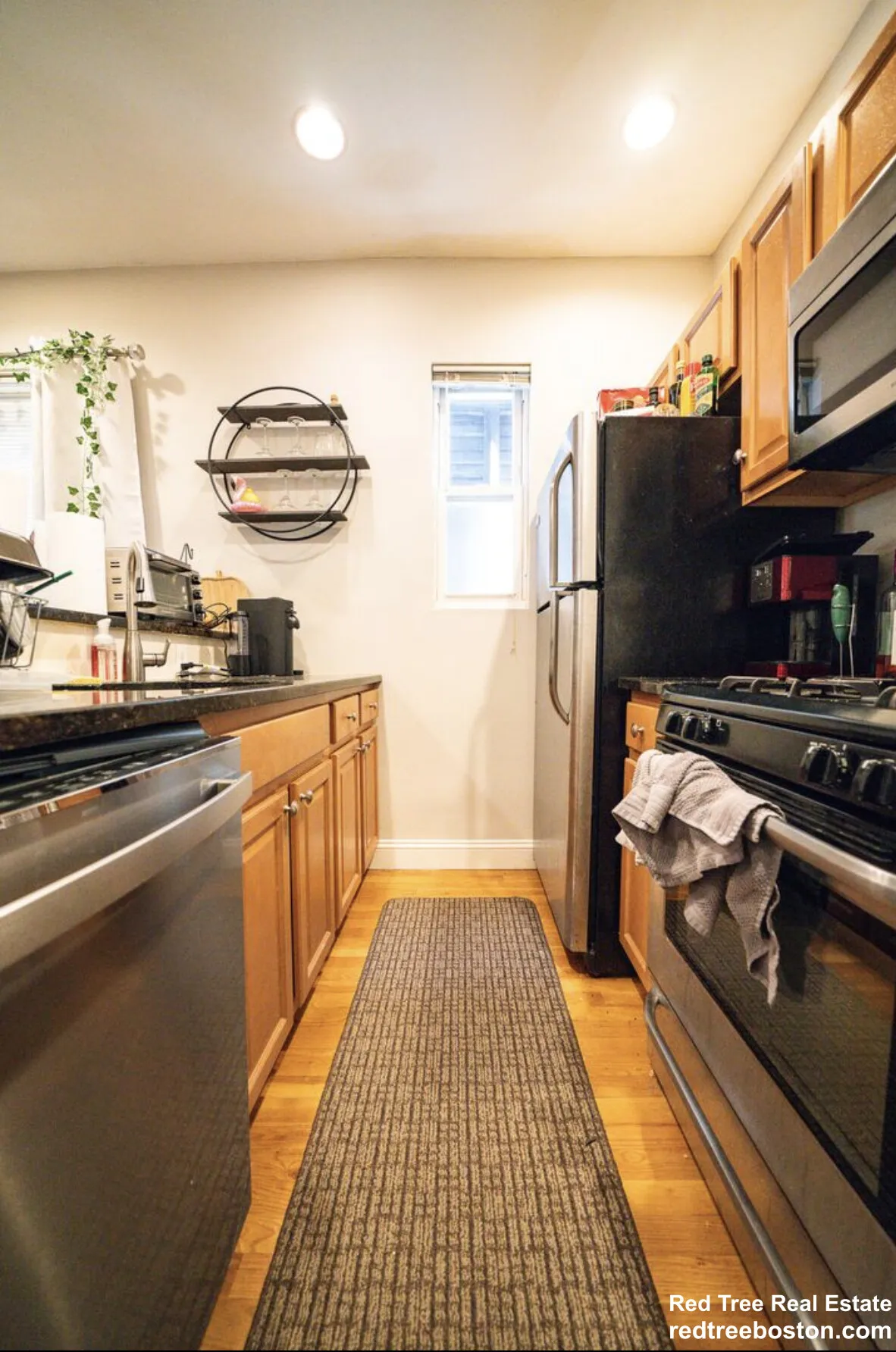 4 bed, 1.5 bath apartment for rent at 3 Alleghany St Unit 2, Mission Hill — photo 6 of 17