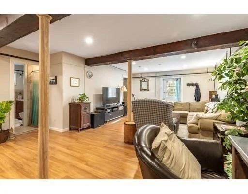 1 bed, 1 bath apartment for rent at 3 Allen Rd Unit 1, Brighton — photo 1 of 16