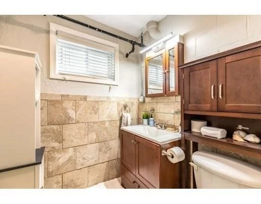 1 bed, 1 bath apartment for rent at 3 Allen Rd Unit 1, Brighton — photo 10 of 16