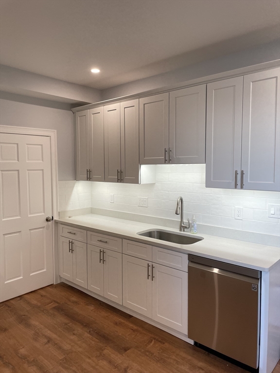 3 bed, 2 bath apartment for rent at 3 Alton Pl Unit 2, Coolidge Corner — photo 19 of 39